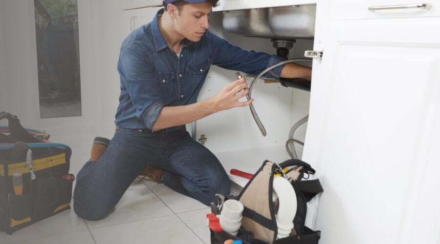 Expert burst pipe repair services in Pawnee Rock, KS